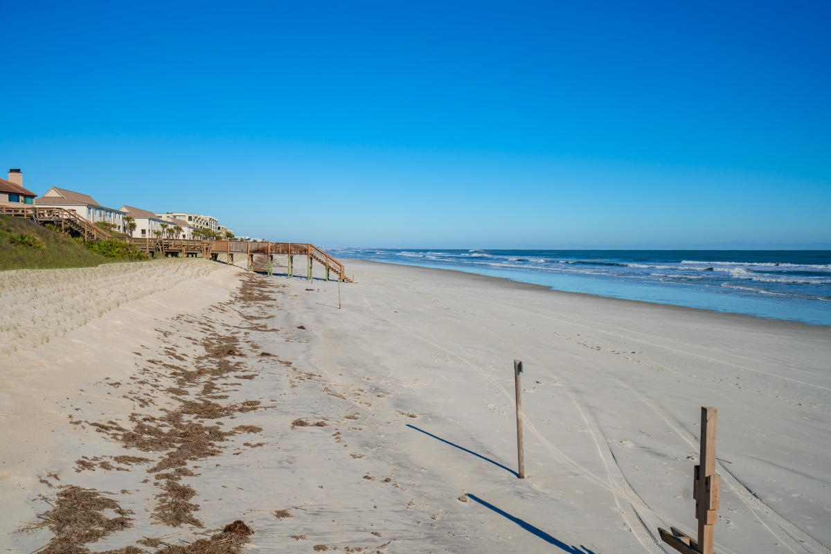 Direct beach access